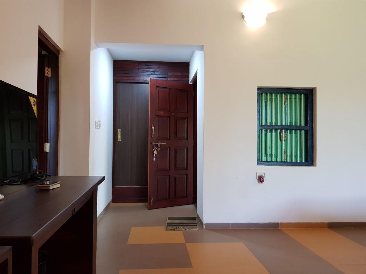 Cherilyn Monta Resort - Ratnagiri Vatul Buitenkant foto